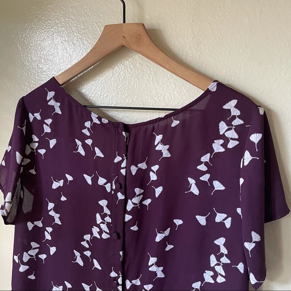 Torrid | Abbey Georgette Button Back Blouse - Picture 6 of 7